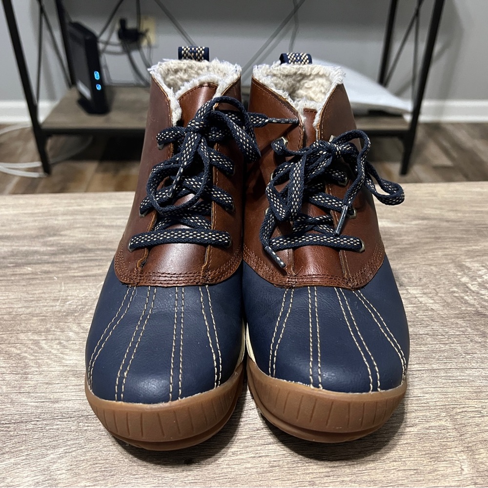 Timberland Women's Mt Hayes Waterproof Chukka Boots